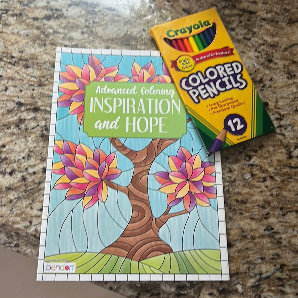 Adult coloring book set, coloring book, colored pencils. Advanced Coloring